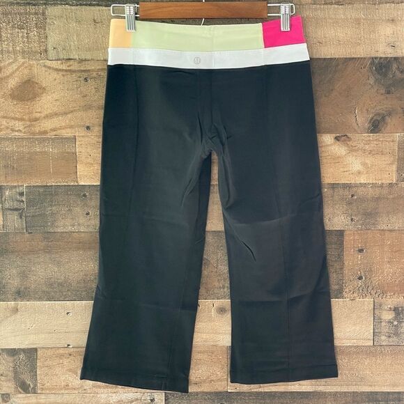Lululemon Athletica Reversible Loose Fit Wide Leg Groove Crop Legging Size 6 - Picture 2 of 7